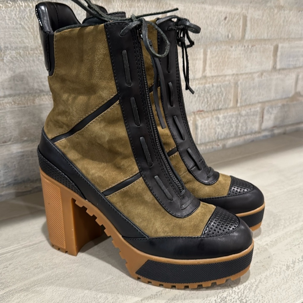 Atelje’ 71 leather platform boots, NWOT, size 8 1/2